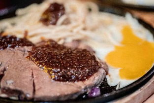 增城深夜铁板牛扒 只卖三种款，味道却不输西餐厅