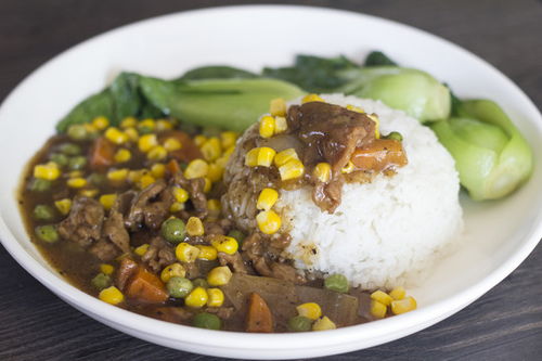 铁板牛肉香米饭 一道承载烟火气的味蕾盛宴